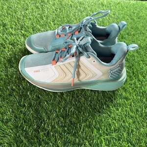 K-Swiss Shoes size 8